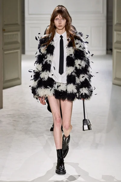 Look 20